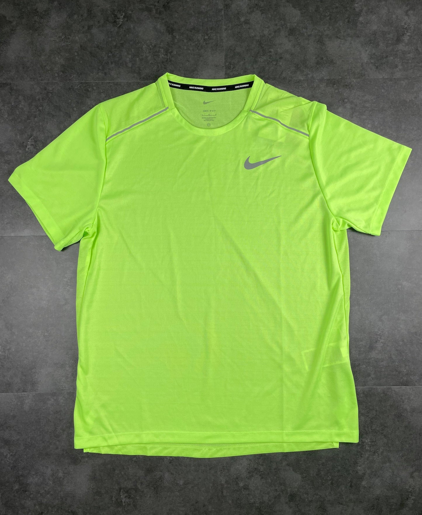 NIKE MILER 1.0 - GHOST GREEN