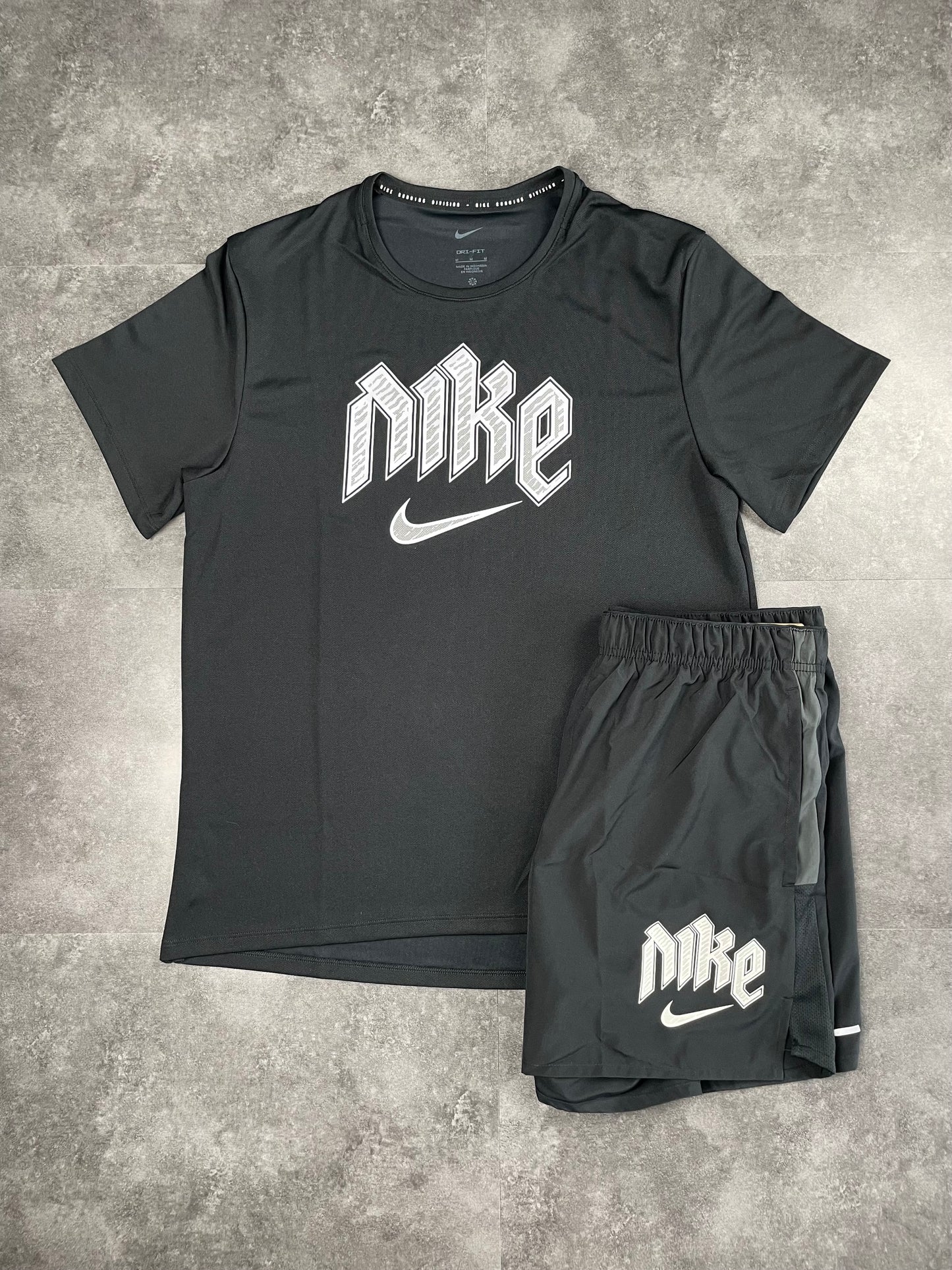 NIKE RUN DIVISION SET - BLACK