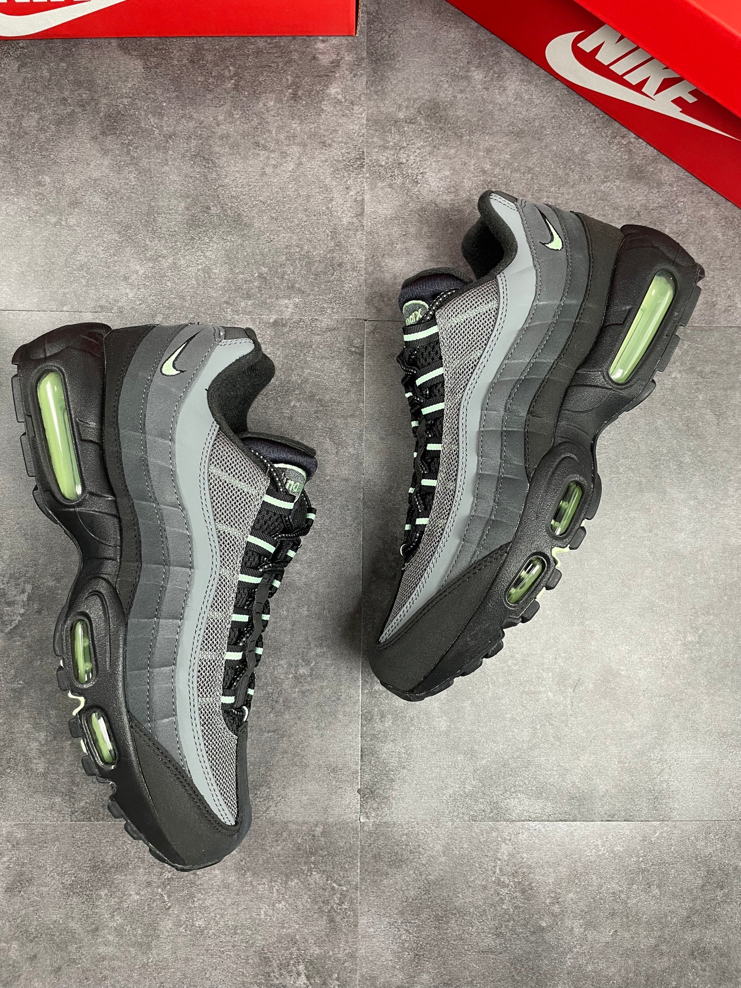 NIKE AIR MAX 95 - 'VAPOUR GREEN'