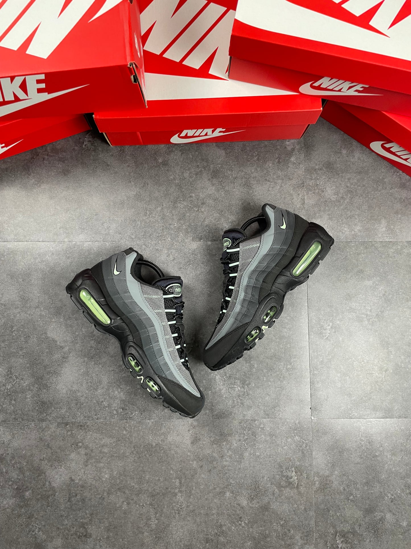 NIKE AIR MAX 95 - 'VAPOUR GREEN'