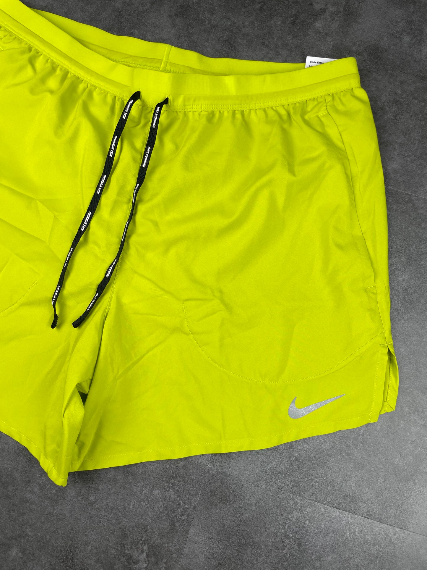 NIKE FLEX STRIDE SHORTS 5" - BRIGHT CACTUS