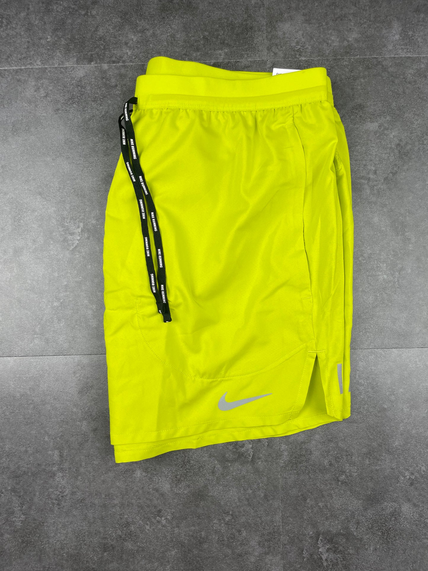 NIKE FLEX STRIDE SHORTS 5" - BRIGHT CACTUS