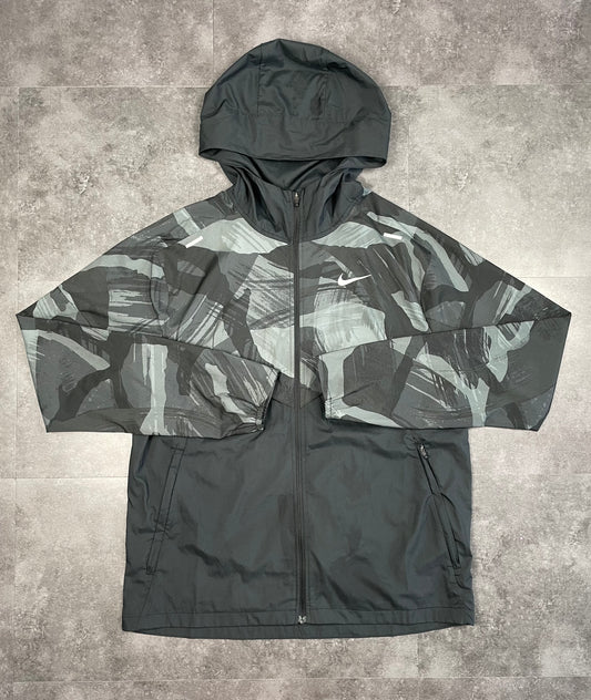 NIKE REPEL PACKABLE WINDRUNNER - BLACK/CAMO