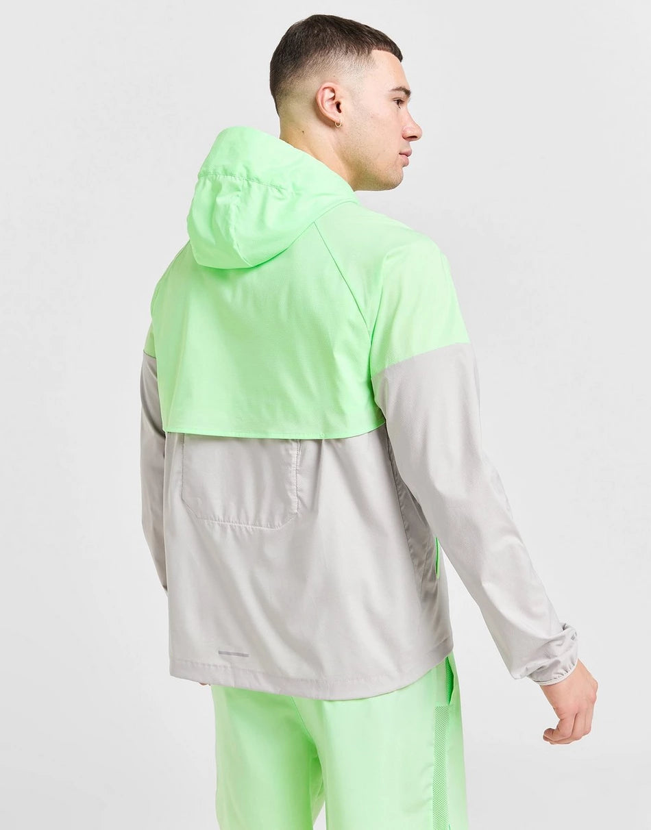 NIKE UV PACKABLE WINDRUNNER - VAPOUR GREEN