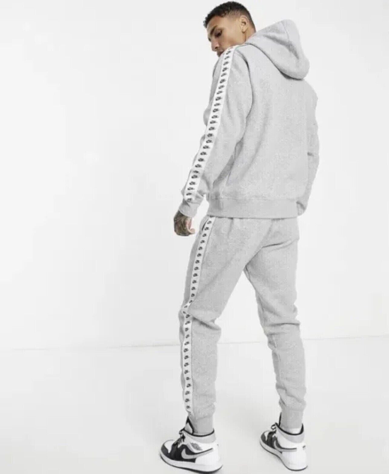 NIKE - GREY REPEAT TRACKSUIT